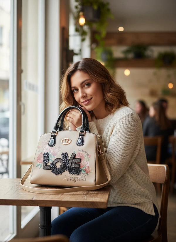 Borsa donna Valentini Gino beige con fiori e scritta LOVE – Borsa a mano e tracolla elegante