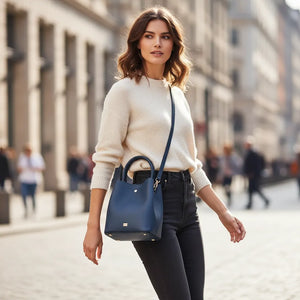 La Calice - Borsa in Vera Pelle Italiana a Secchiello firmata GYOIAMEA Bucket Bag