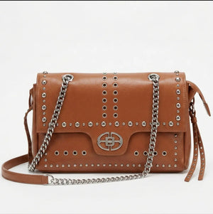 L'Ammucciata -Borsa borsetta pattina borchie sportiva Tracolla in simil pelle venata catena borchiata sportiva