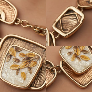 Mosaico Dorato - Collana Vistosa Oro con Pendenti Geometrici Smaltati e Decoro Foglie fiori