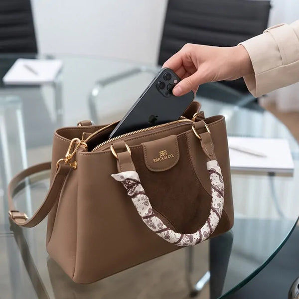 Erick&co - Borsa secchio con foulard Donna Modello Hobo Casual con Dettagli Dorati trapezoidale