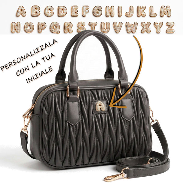 Borsa a bauletto PERSONALIZZATA con lettera in ottone tracolla casual simil pelle trapuntata arricciata bauletto baguette