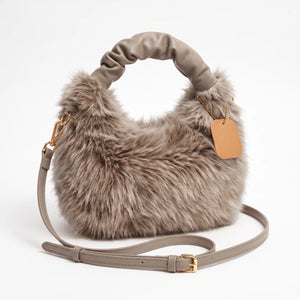 Mini bag in ecopelliccia 903, grigio, vista su sfondo bianco