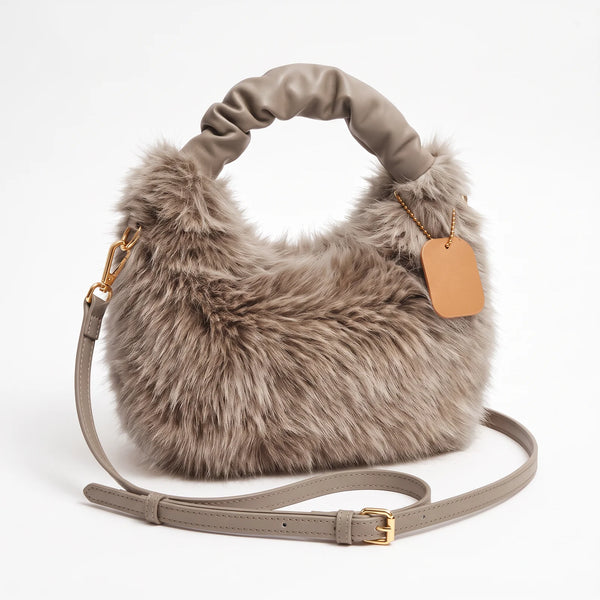 Mini bag in ecopelliccia 903, grigio, vista su sfondo bianco