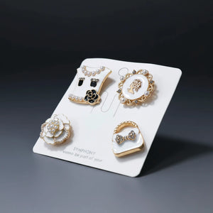 Set 4 Spille Donna Vintage Chic con Cammeo, Borsetta, Fiore e Perle — Spille Dorate Eleganti