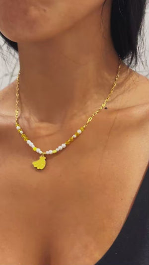 Banana Chic - Collana Catena acciaio colore Oro e Perline con Ciondolo banane casco Smaltata