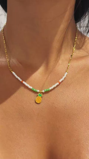 Aloha - Collana Catena acciaio colore Oro e Perline con Ciondolo Ananas Giallo Smaltato