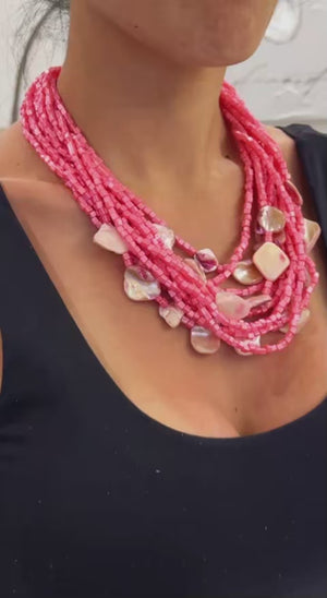Corallo Rosa - Collana Multifilo Vistosa Rosa Corallo con Grandi Perle Barocche