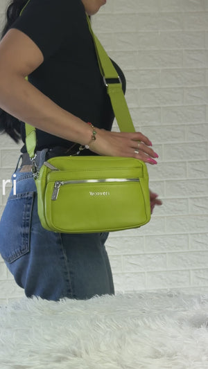 Borsa borsetta a tracolla firmata YYCOVERI multitasche 5 tasche con cerniera