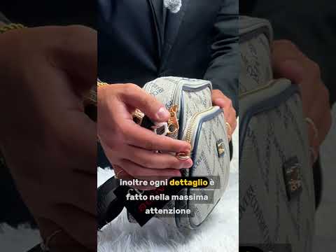Borsa piccola molte tasche tracolla firmata COVERI ACTIVE in simil pelle pregiata zip fantasia logata originale
