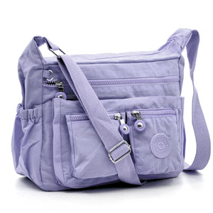 La ActiveZip borsa firmata gyoiamea in nylon tecnico impermeabile