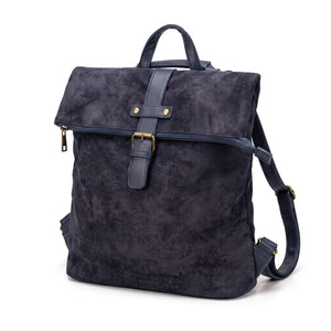 Zaino effetto scamosciato con fibbia 793, blu navy, vista su sfondo bianco