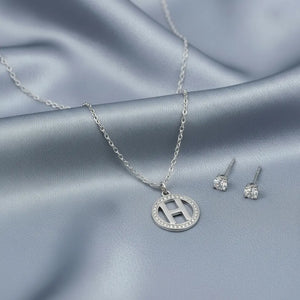 Set Parure Collana con Iniziale e Orecchini Punto Luce Acciaio Inossidabile - Regolabile (A-Z)