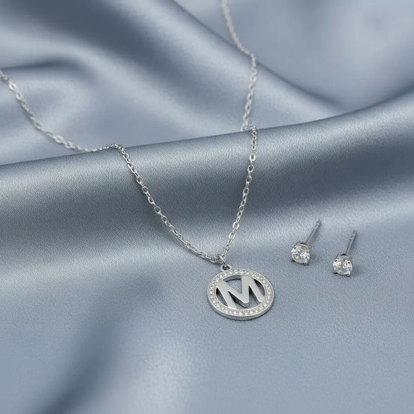 Set Parure Collana con Iniziale e Orecchini Punto Luce Acciaio Inossidabile - Regolabile (A-Z)