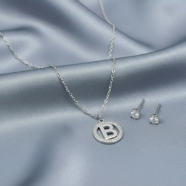 Set Parure Collana con Iniziale e Orecchini Punto Luce Acciaio Inossidabile - Regolabile (A-Z)
