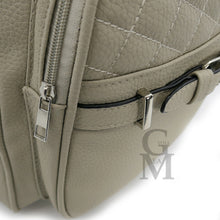 Carica l&#39;immagine nel visualizzatore di Gallery, GM Zaino donna nuovo cinghia cintura zainetto pelle trapuntata passeggio moda