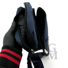Carica l&#39;immagine nel visualizzatore di Gallery, Borsello firmato sport italia nuovo nero uomo signore blu tracolla nylon tela