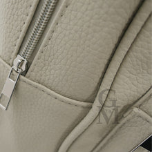 Carica l&#39;immagine nel visualizzatore di Gallery, GM Zaino donna nuovo cinghia cintura zainetto pelle trapuntata passeggio moda