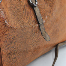 Carica l&#39;immagine nel visualizzatore di Gallery, Borsa donna GM grande pelle shopping morbido hobo tracolla plissettata laminata