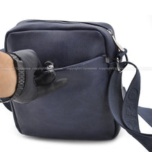 Carica l&#39;immagine nel visualizzatore di Gallery, CHARRO ITALIA borsello 5 tasche zip capiente grande uomo pelle tracolla blu nera