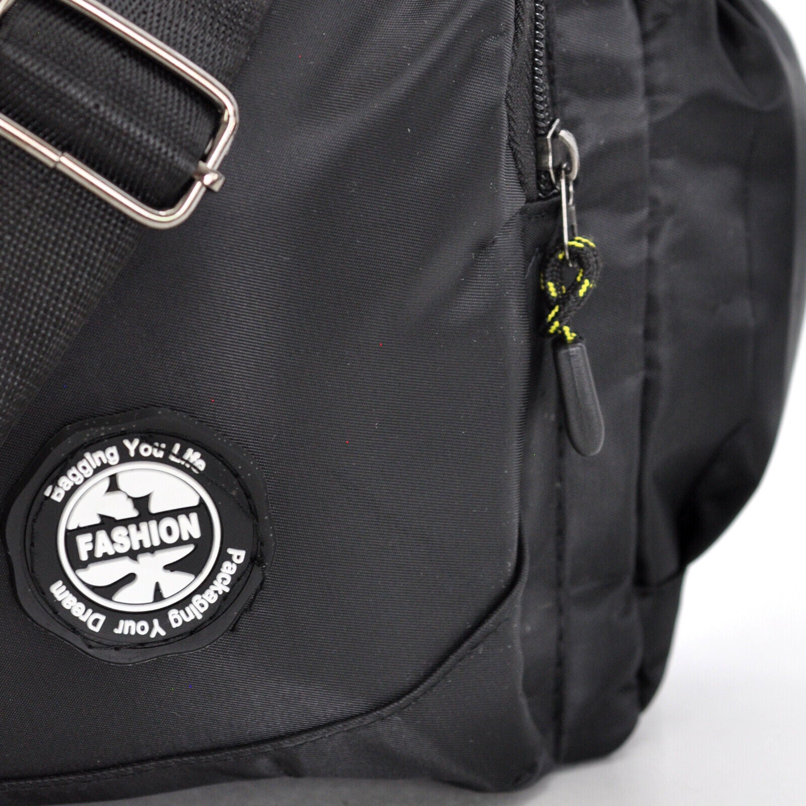 FuninCrea Zaino Monospalla Uomo Sling Bag, Borsa Monospalla Uomo Con Tracolla Regolabile, Impermeabile Borse A Spalla Da Palestra Con Foro Per Cuffie, Zaini Spalla Per Viaggio, Sport (Blu - Foto 4