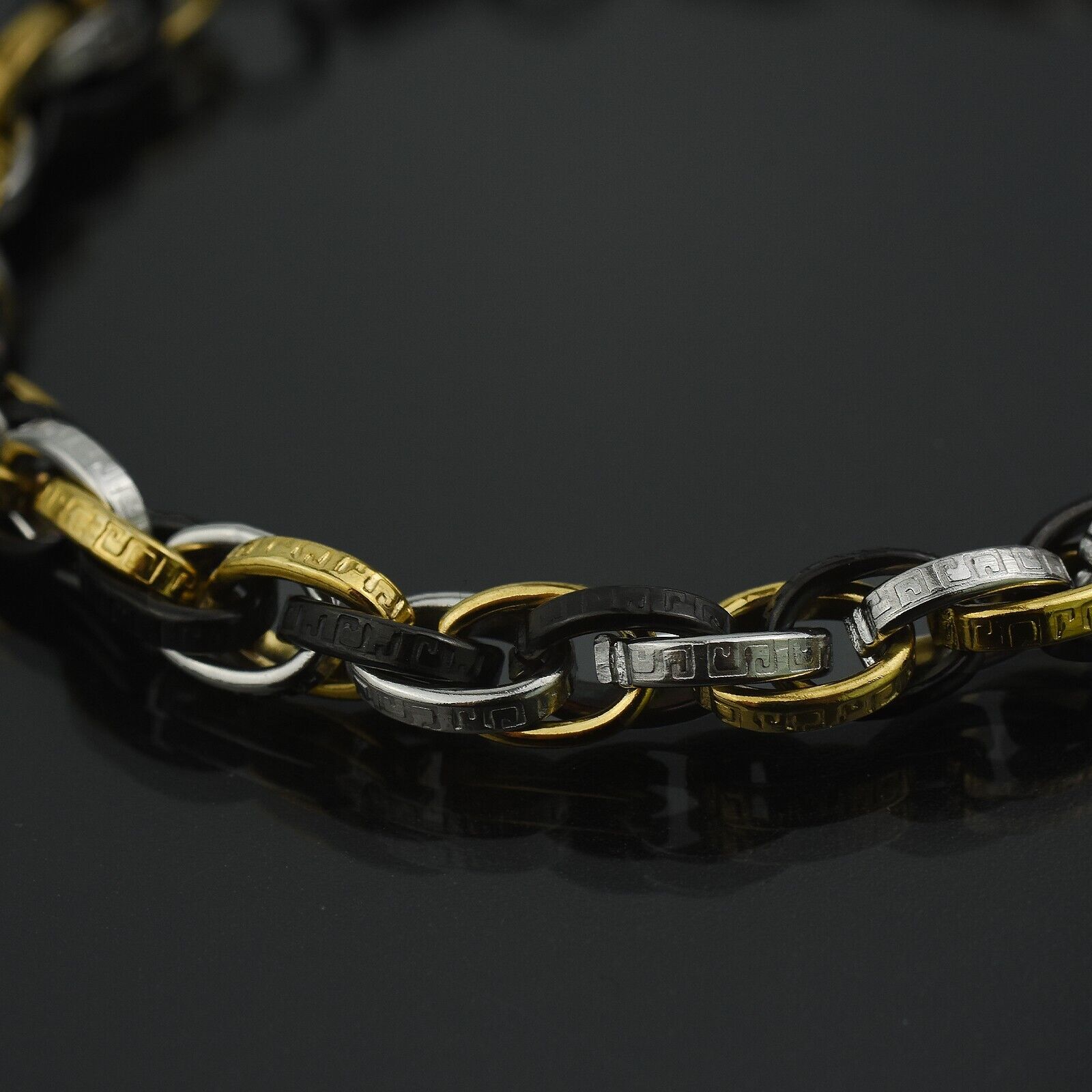 Collana da uomo in acciaio inox catena massiccia argento modello cuba 11x50cm Collana da uomo in acciaio inox catena massiccia argento modello cuba 11x50cm